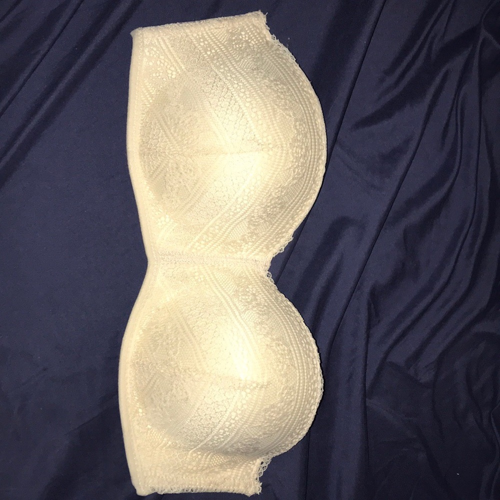 Strapless bra